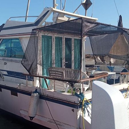 Encantador Barco En Barcelona Sant Adrià de Besòs Exterior foto